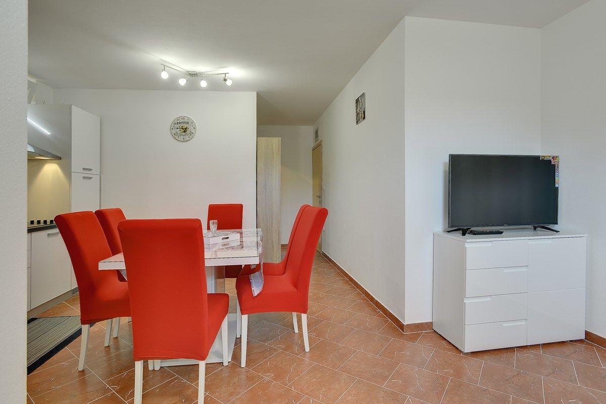Apartments Elviana Póla Kültér fotó